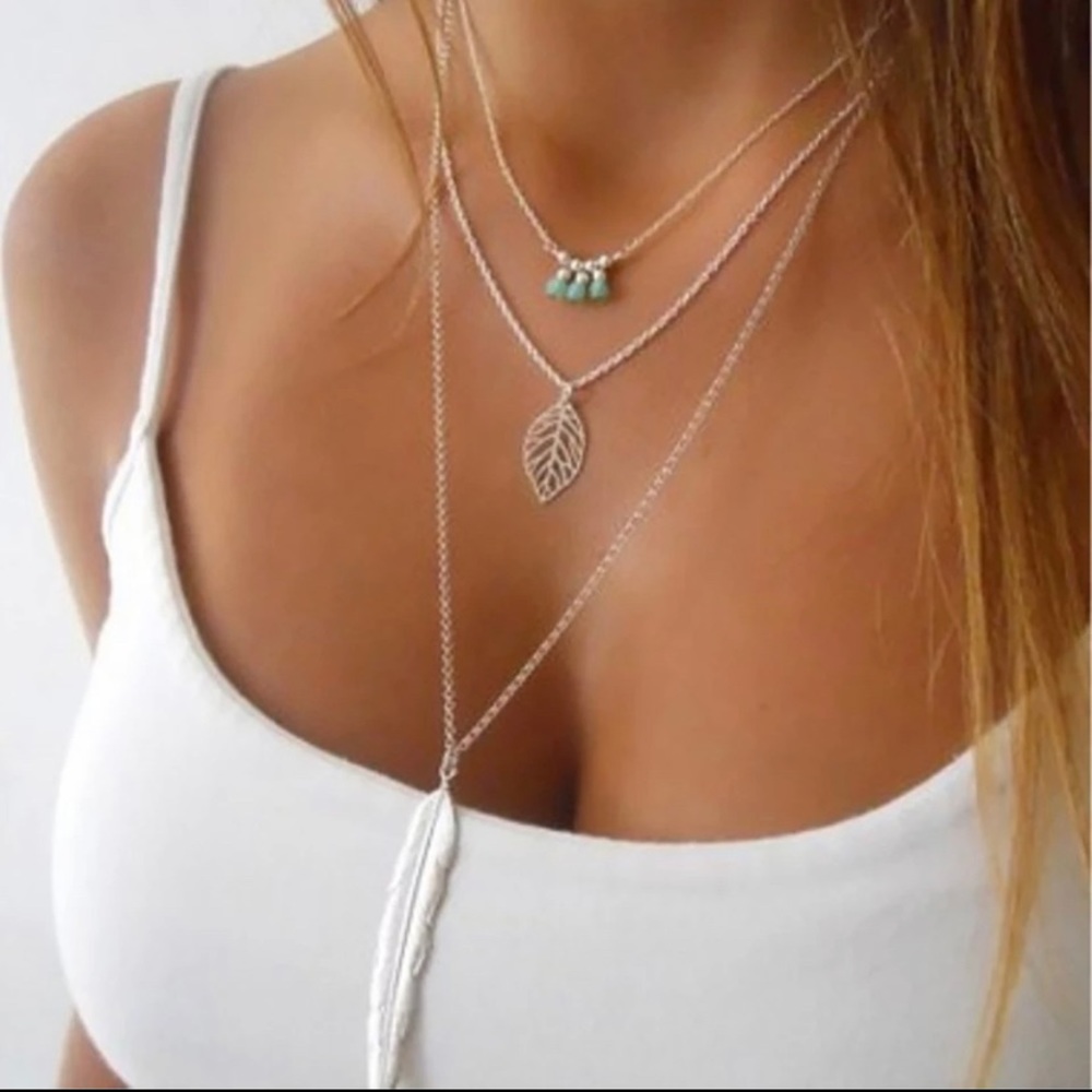 Beautiful Silver Feather Leaf Bead Necklace